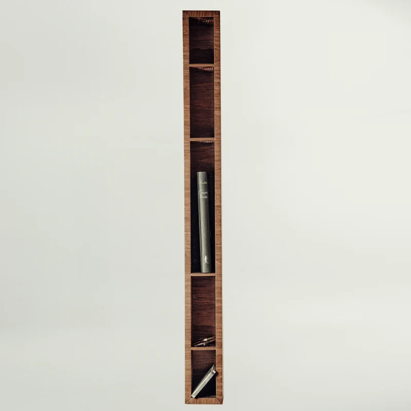 Narrow Wall Shelf Cavallo
