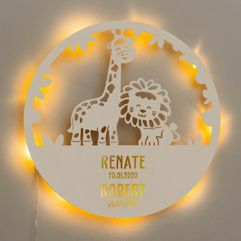 Schlummerlicht Baby mit Namen - Kinder Nachtlicht Personalisiert - Dschungel | LED Holz Lampe weiß - Geschwister Geschenk