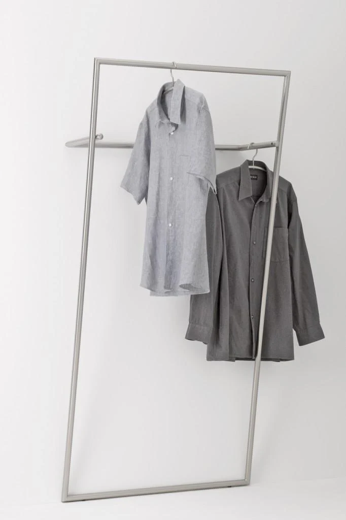 Garderobe BARREL Edelstahl Design von Jan Kurtz