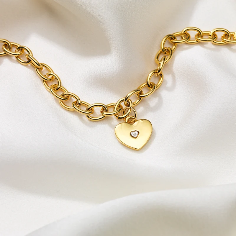 Armband mit Herz-Anhänger