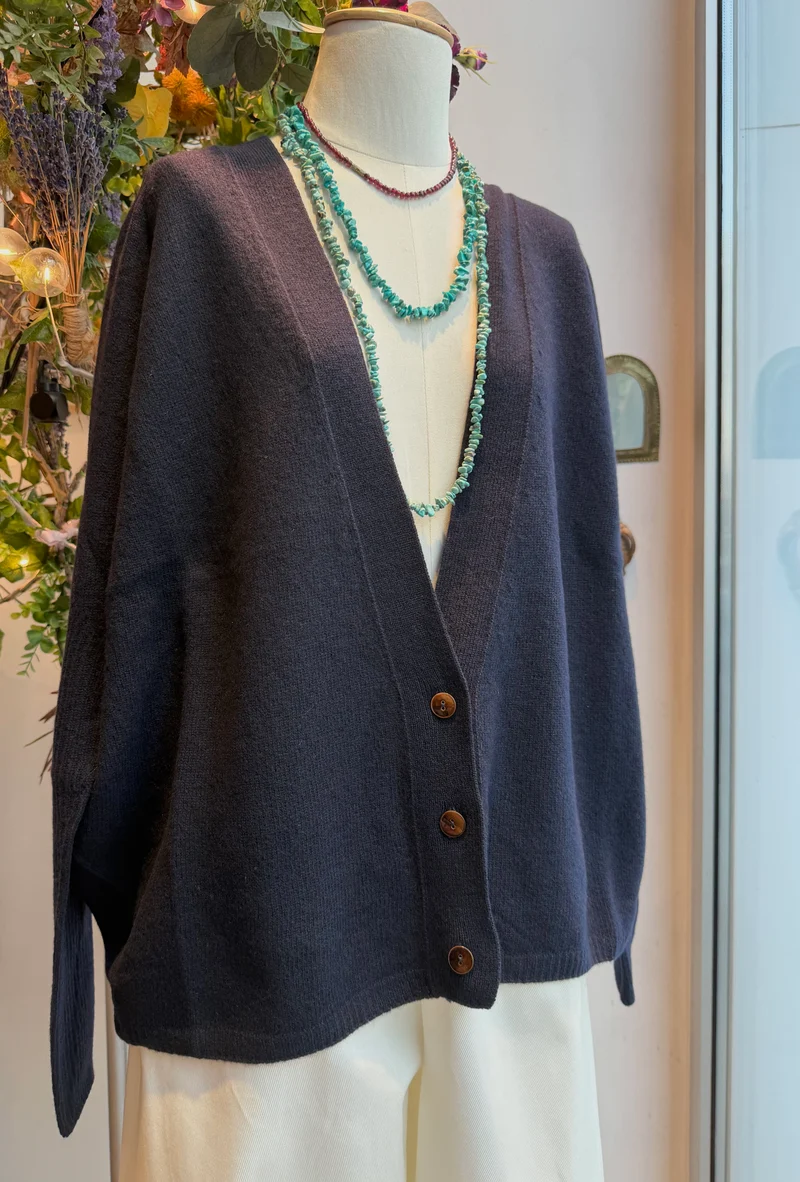 Mitternachts-Strickjacke
